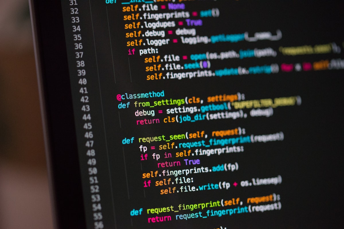 Modelos de Linguagem no Funil de Clínicas Médicas e Odontológicas: Da Extração no Maps ao Agendamento - desenvolvimento de scripts de scraping e enriquecimento de dados